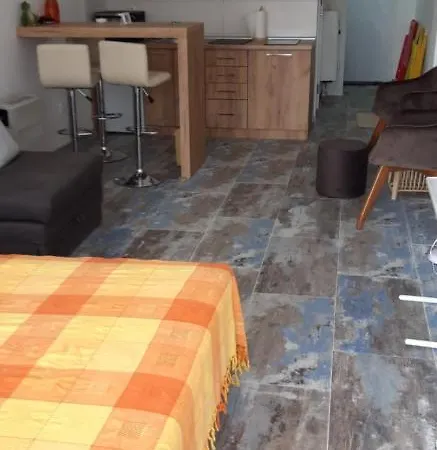 Olja Zlatni Breg Apartament